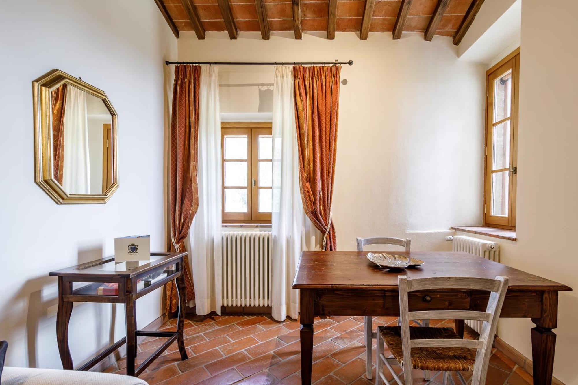 Relais La Costa Historical Residence Монтериджоні Екстер'єр фото